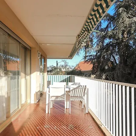 아파트 A Avec Terrasse Ensoleillee 앙티브