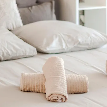 A Avec Terrasse Ensoleillee 아파트 *