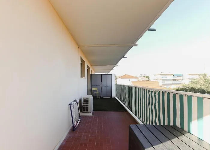 Apartament A Avec Terrasse Ensoleillee