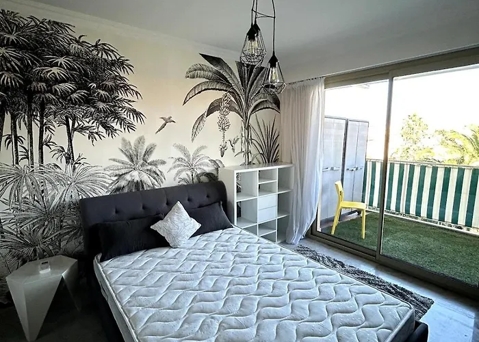 Apartament A Avec Terrasse Ensoleillee Antibes